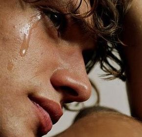lloando por su amor